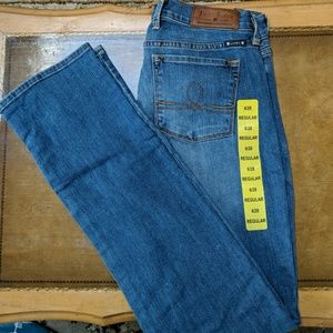 NWT Sofia Straight Leg Lucky Jeans